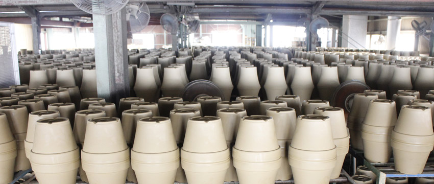 三河土の植木鉢「井澤製陶」家のインテリア。あなたのライフスタイル。004